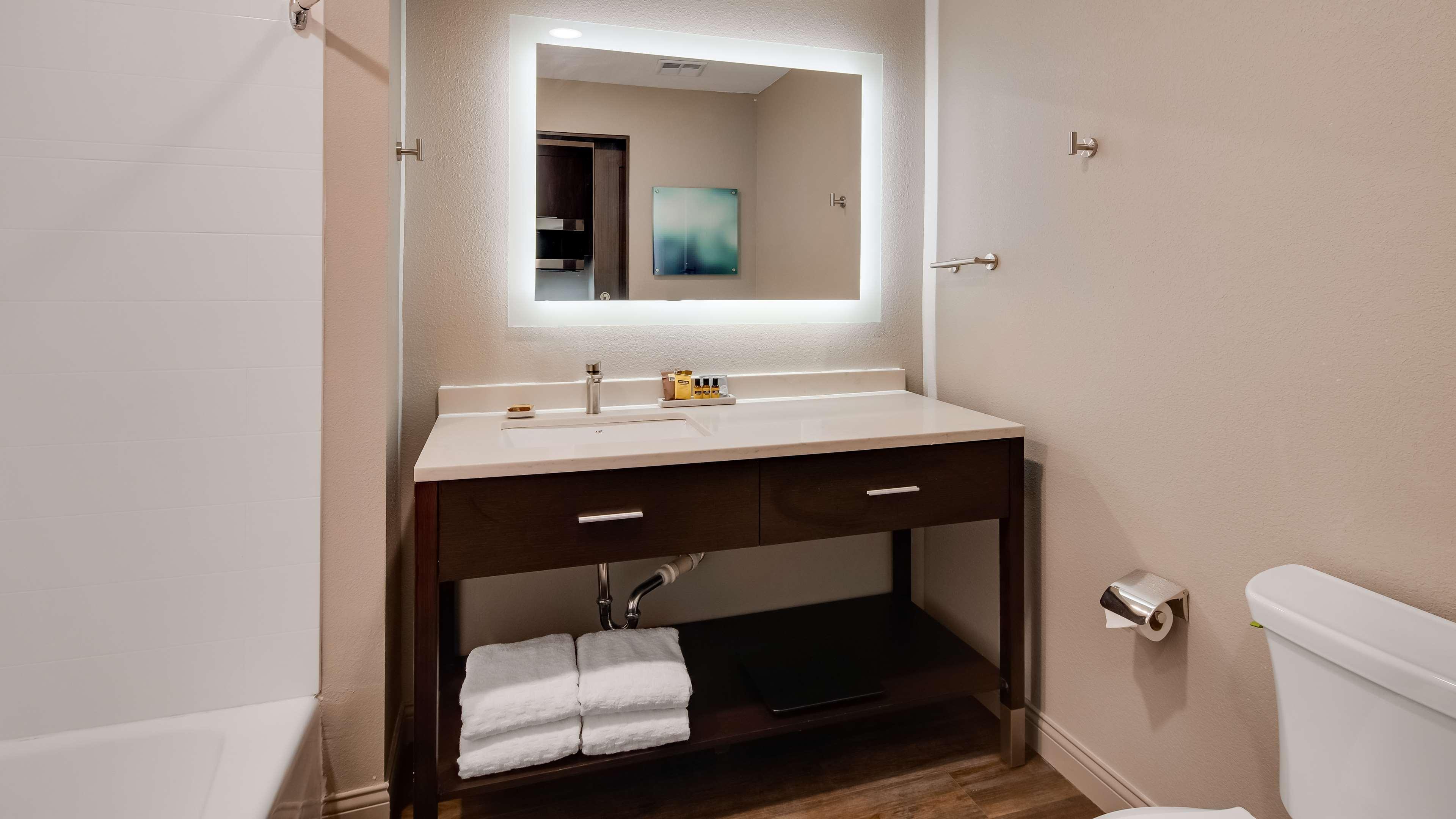 Hotel Comfort & - Louisville North Clarksville (Clark County)